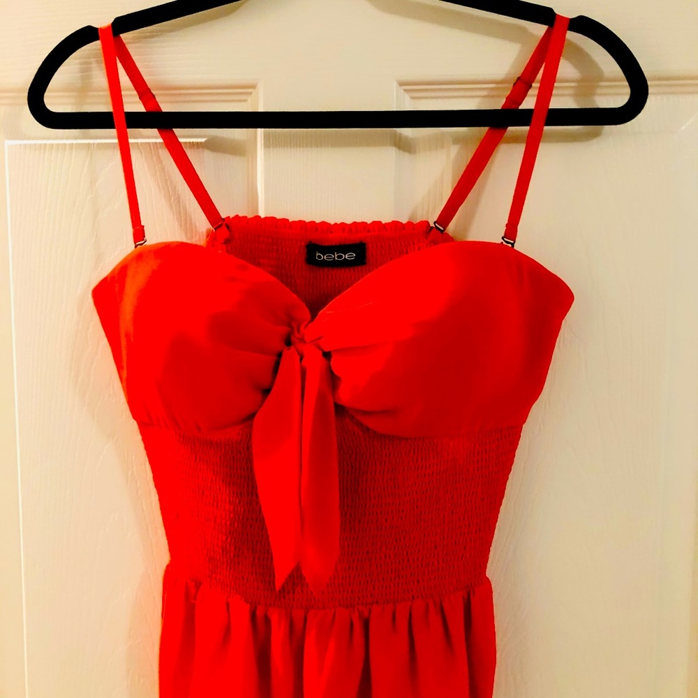 Beautiful blouse red very comfortable medium size.